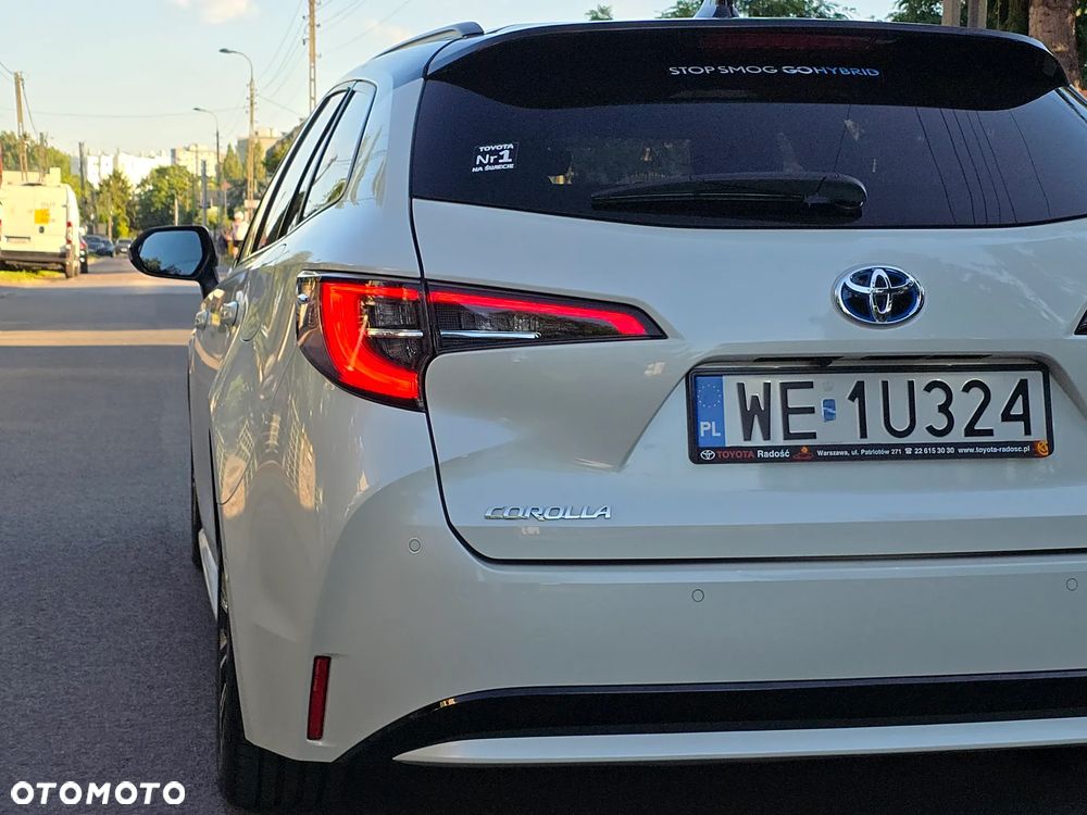 Toyota Corolla 1.8 Hybrid Executive - 9