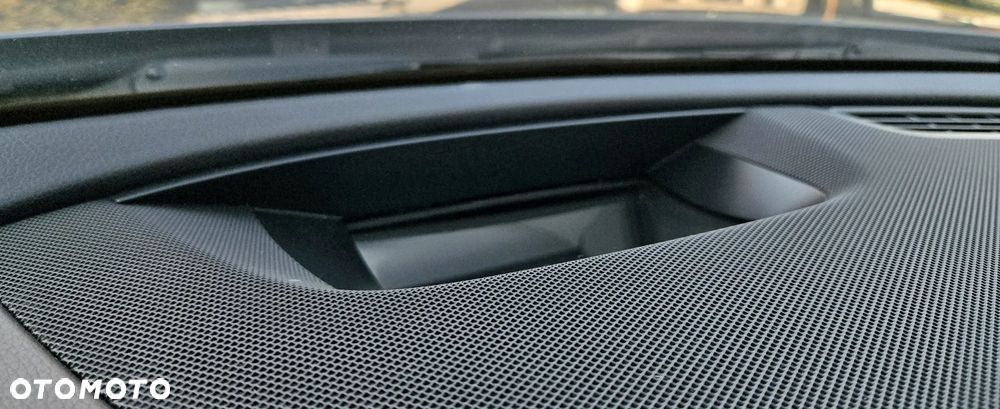 Mercedes-Benz Klasa E 220 d 9G-TRONIC - 25