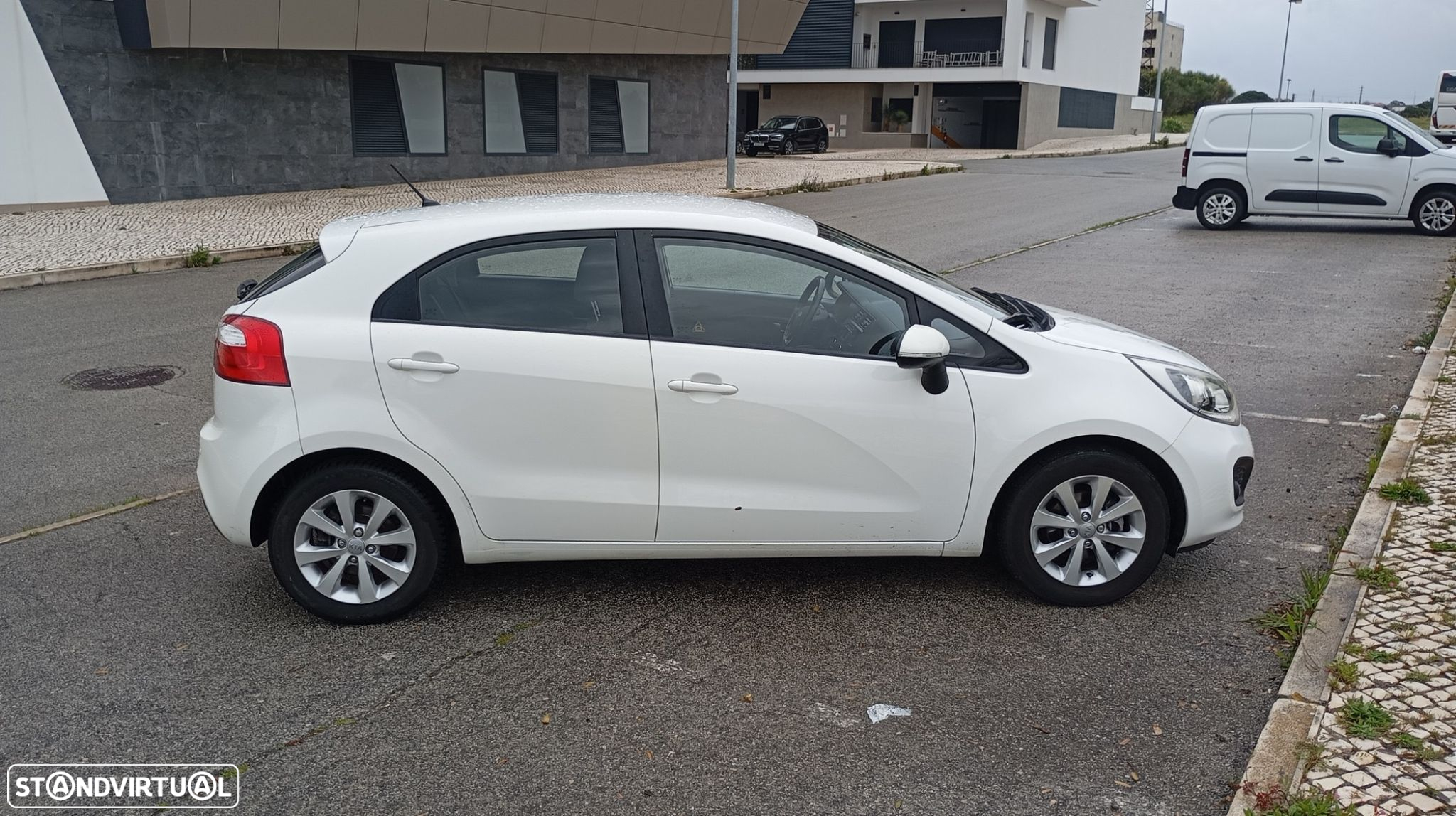 Kia Rio 1.2 CVVT LX - 8