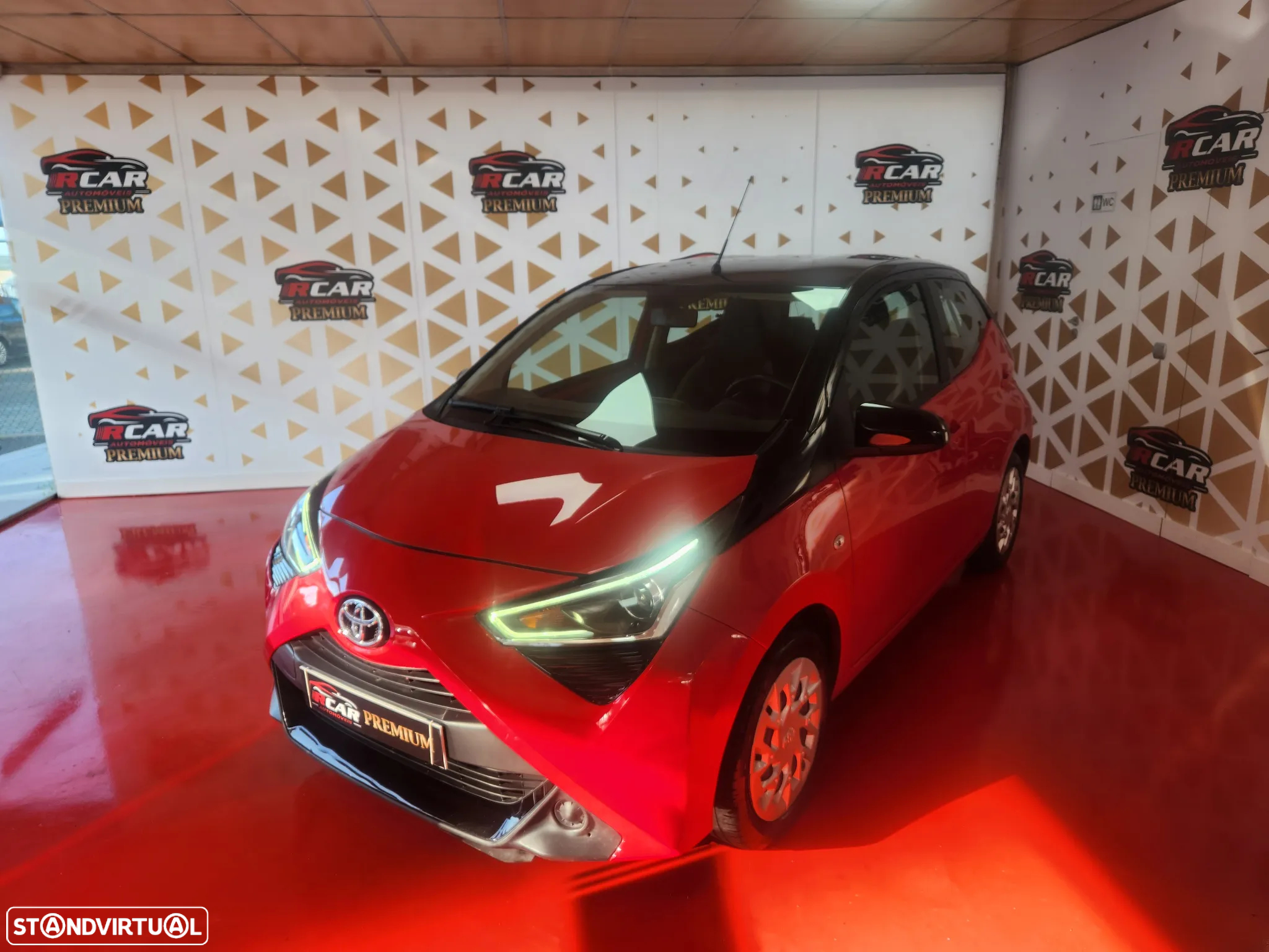 Toyota Aygo 1.0 X-Play+X-Touch - 2