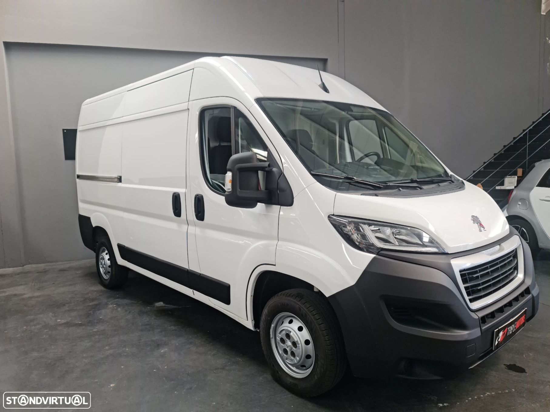 Peugeot Boxer 2.2 BlueHDi 333 L2 CD - 1