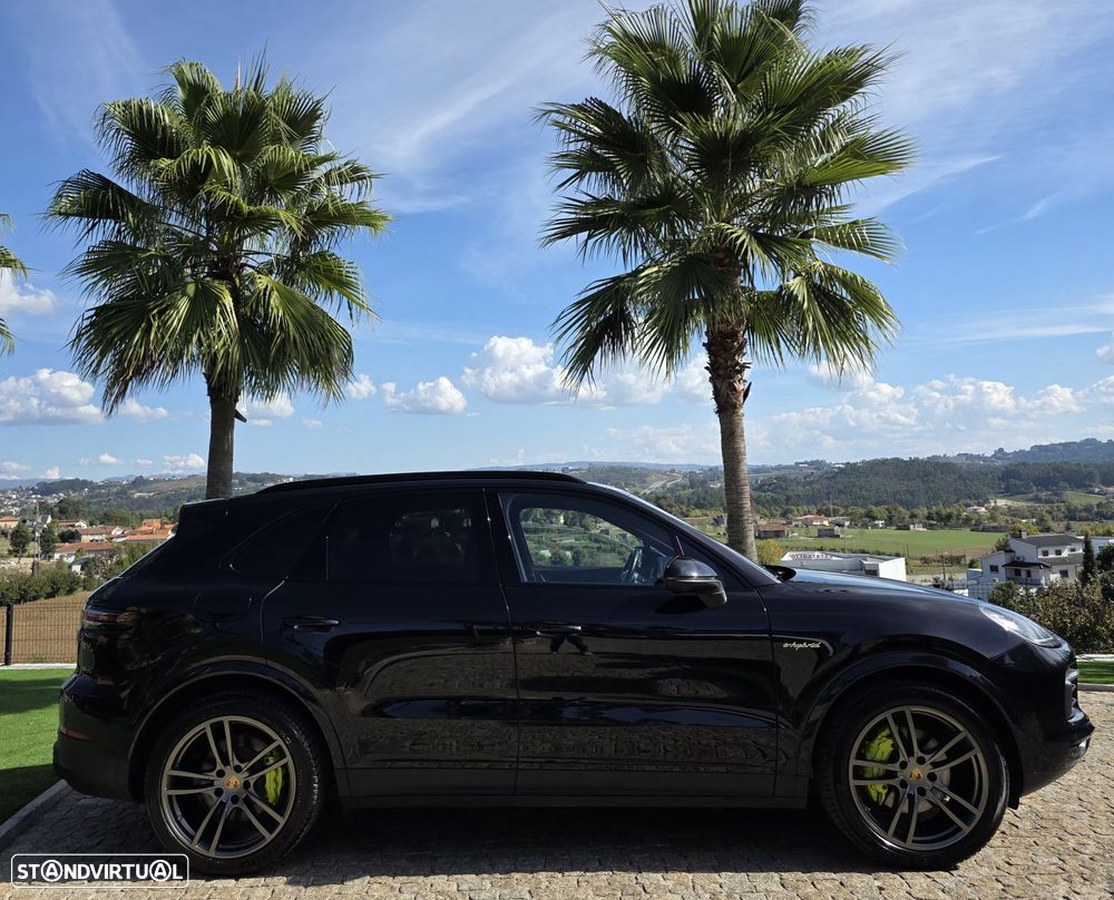 Porsche Cayenne E-Hybrid - 15