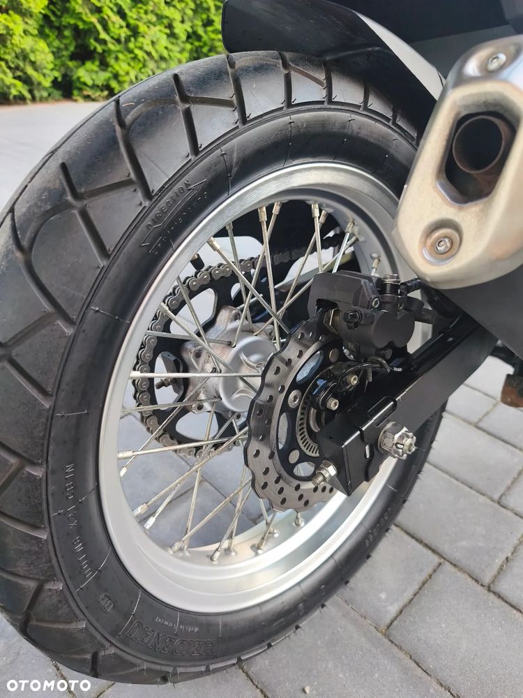 Kawasaki Versys-X 300 - 16