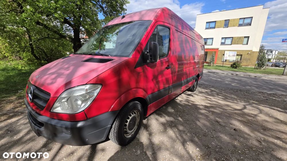 Mercedes-Benz Sprinter - 10