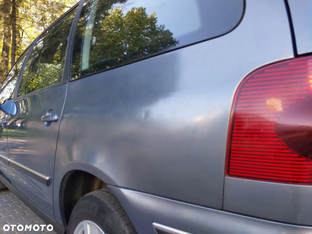 Volkswagen Sharan 2.0 TDI Comfortline - 21