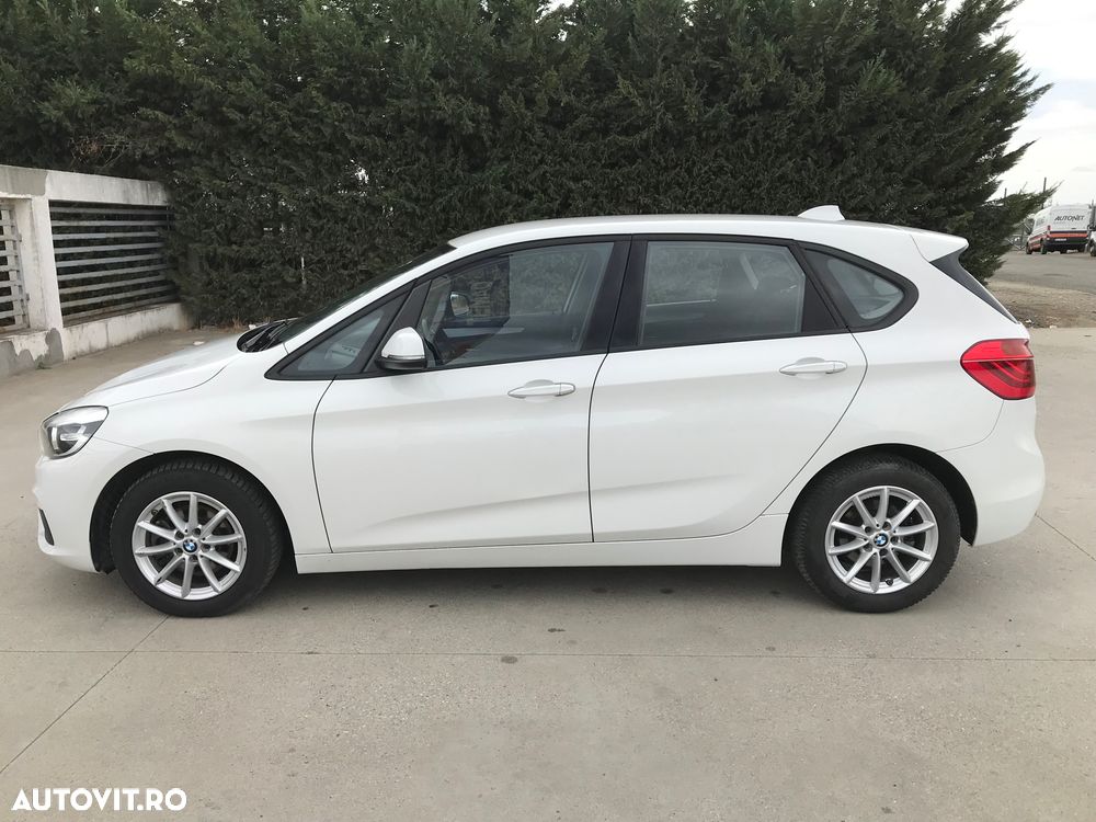 BMW Seria 2 216d Active Tourer - 10