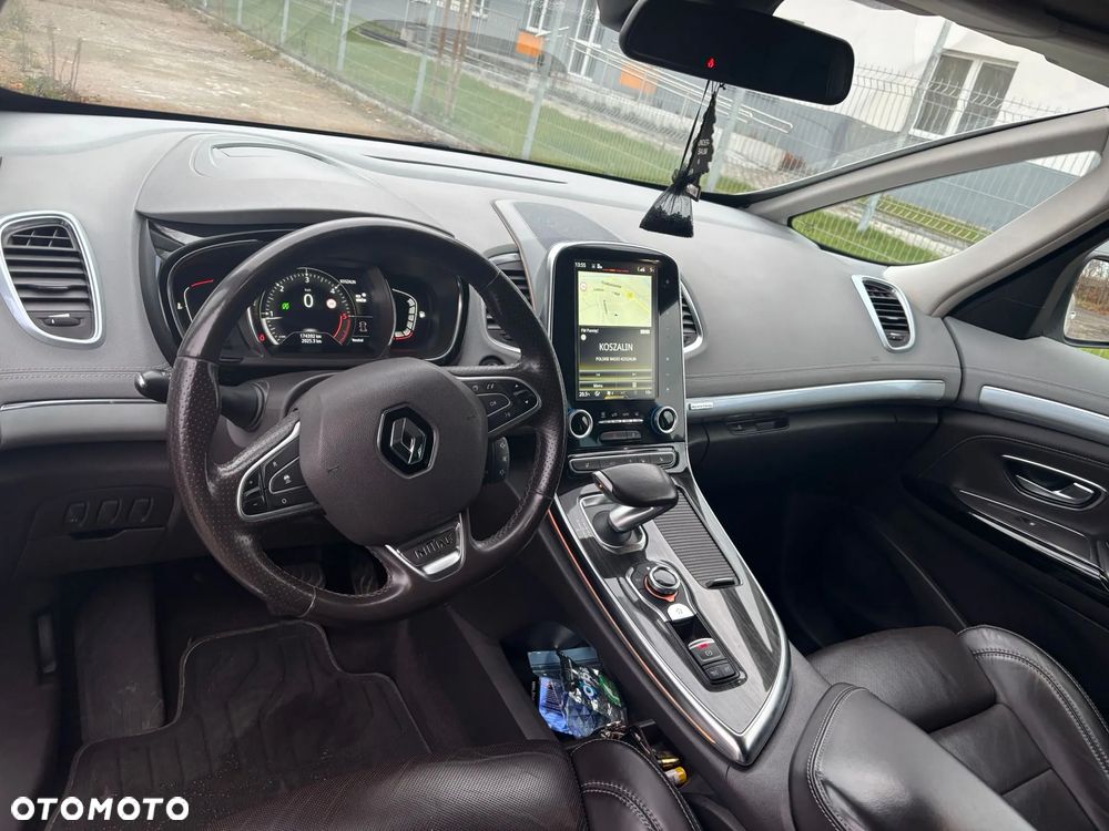 Renault Espace 1.6 dCi Energy Initiale Paris EDC 7os - 9