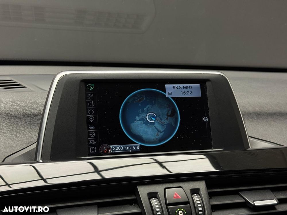 BMW X1 sDrive18d Aut. xLine - 9