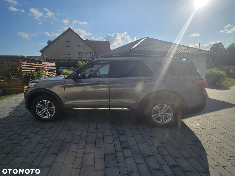Ford Explorer - 15
