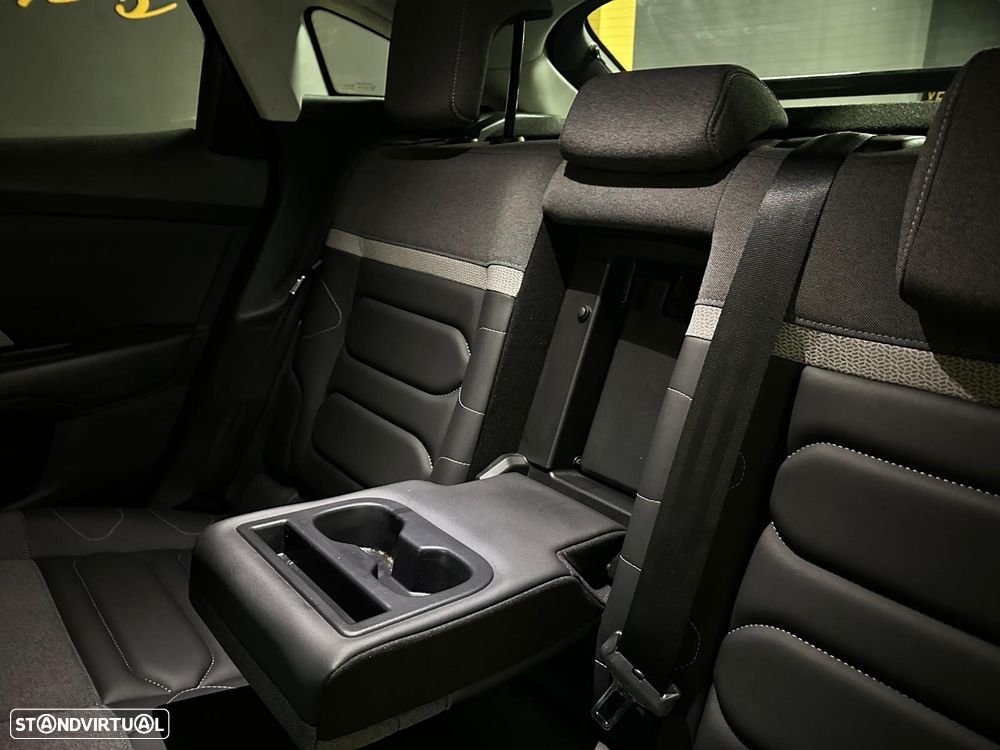 Citroën C4 1.5 BlueHDi Shine EAT8 - 33