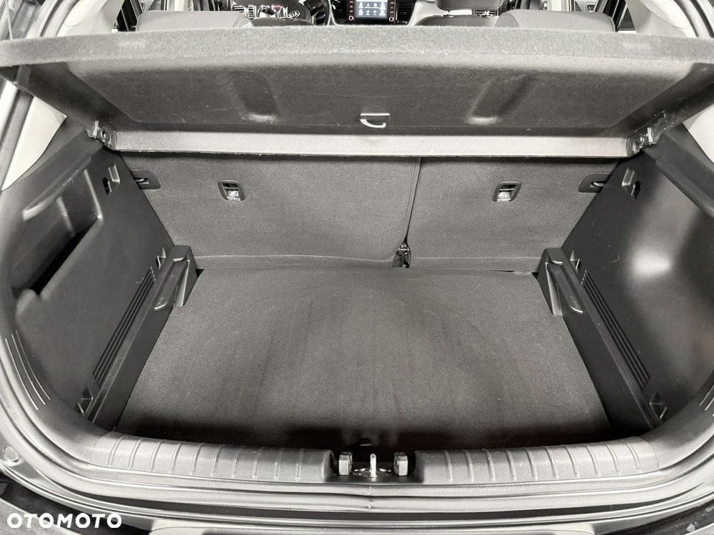 Kia Stonic 1.0 T-GDI 100 OPF Spirit - 24