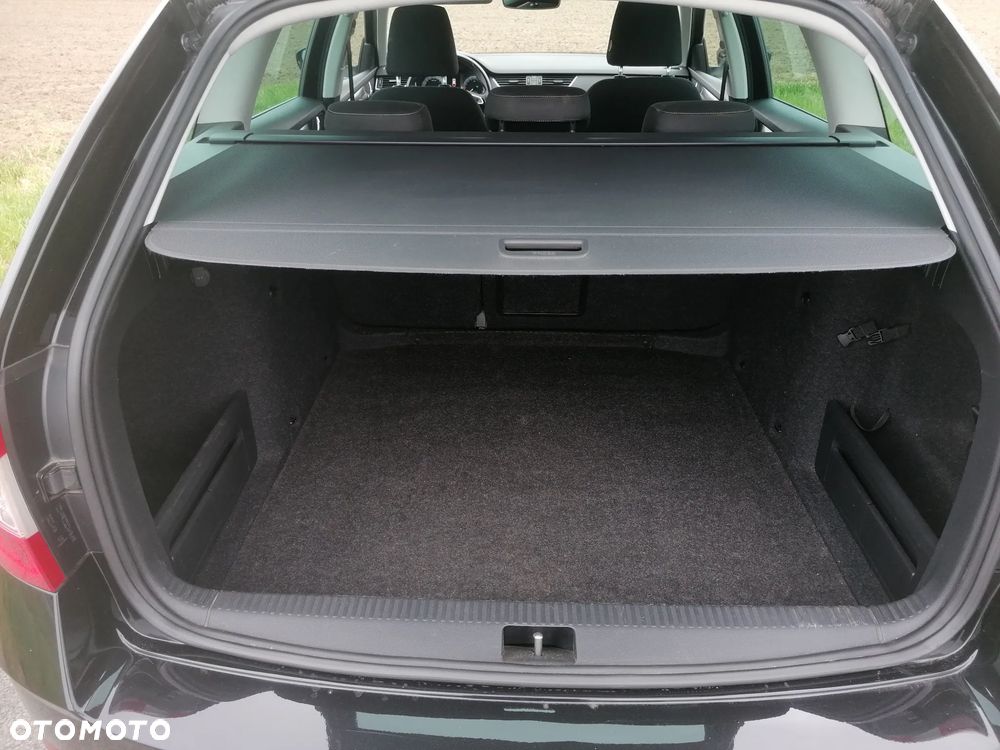 Skoda Octavia 2.0 TDI DSG Edition - 12