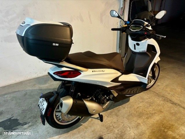 Piaggio Beverly 300 HPE - 4