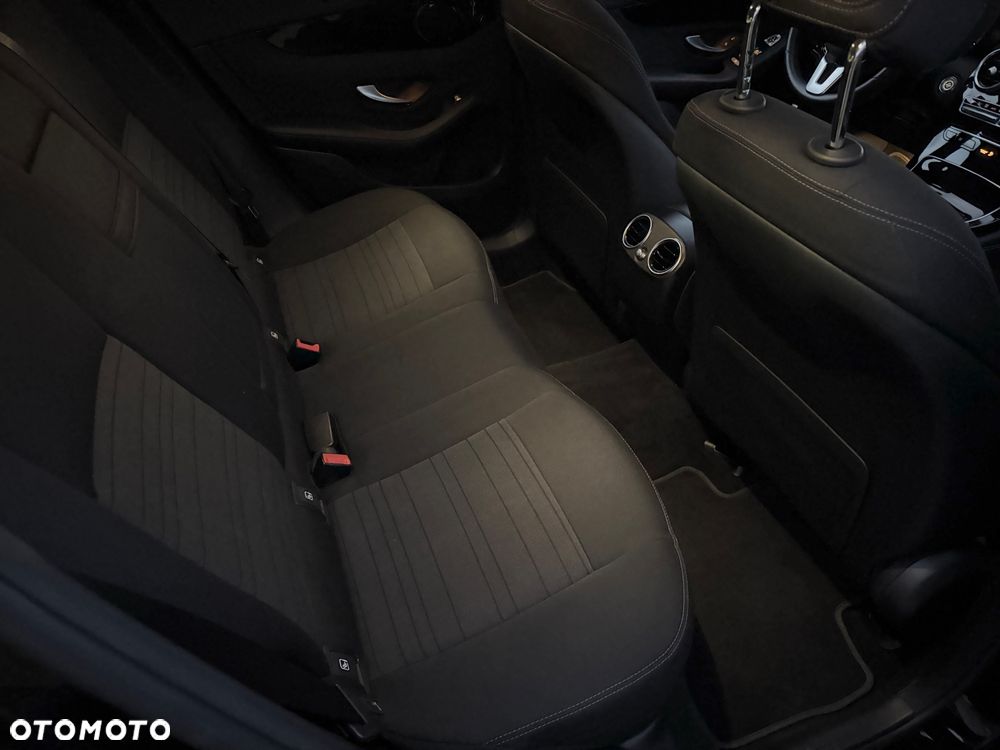 Mercedes-Benz GLC - 15