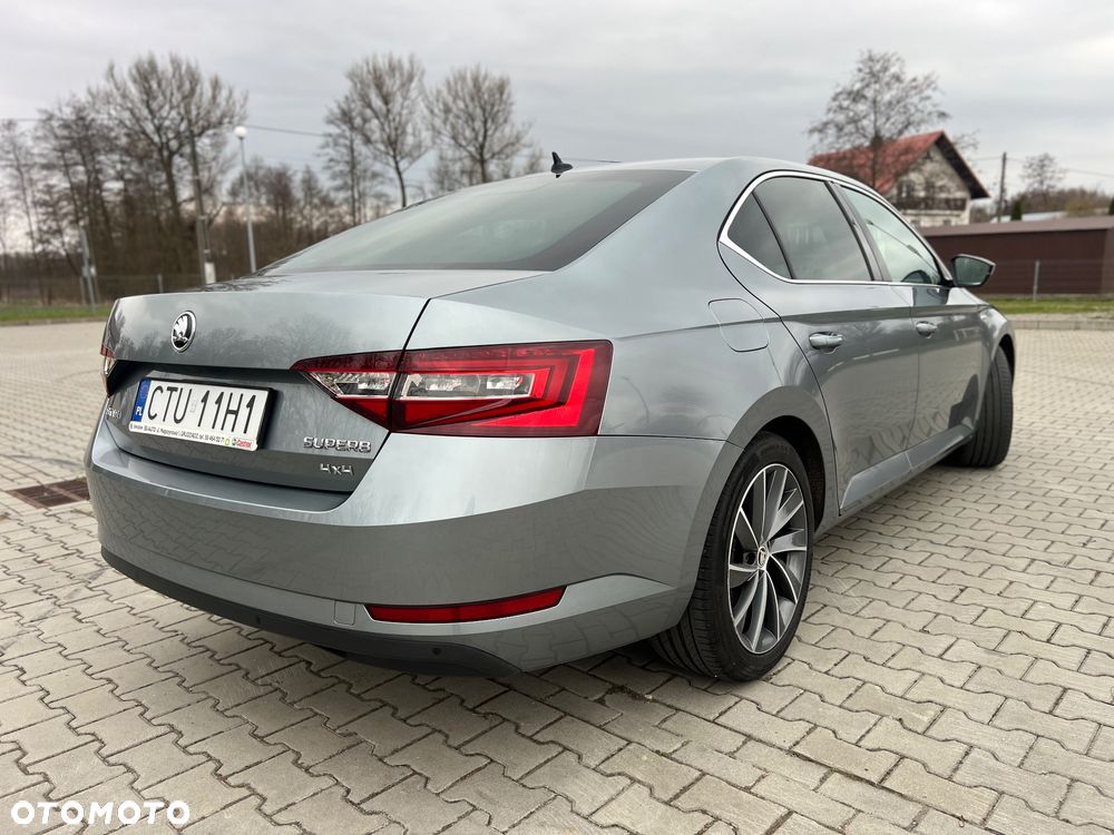 Skoda Superb 2.0 TDI SCR 4x4 L&K DSG - 13