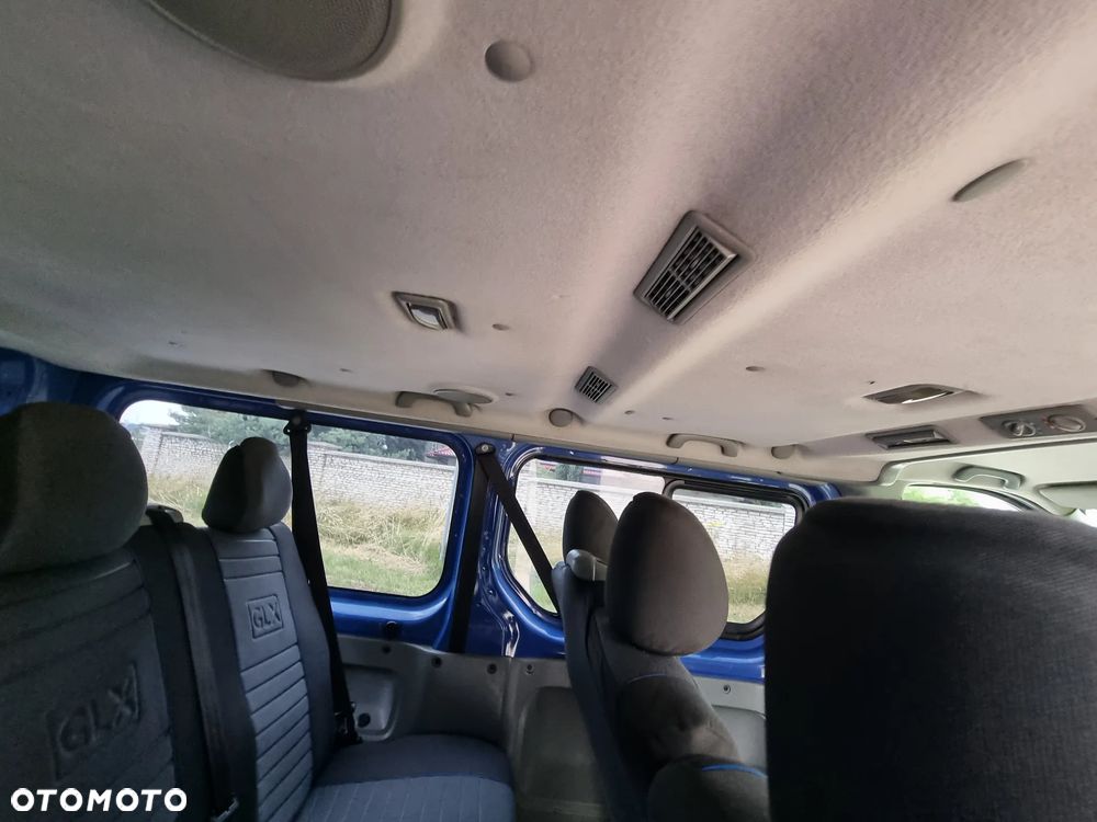 Renault Trafic - 8