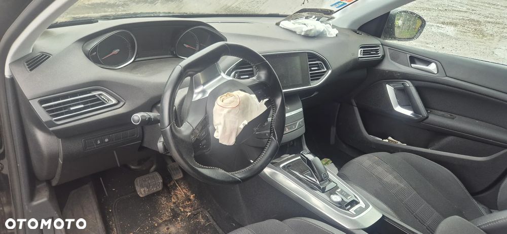 Peugeot 308 - 17