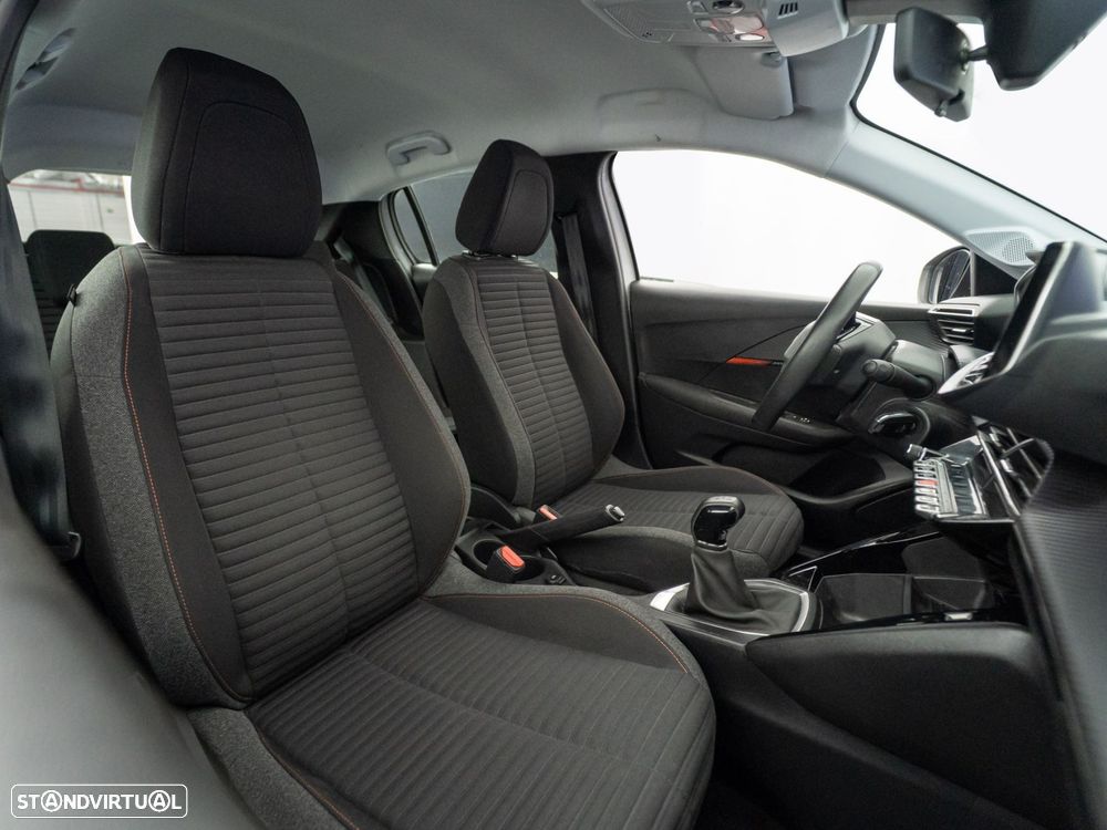 Peugeot 208 1.2 PureTech Active - 18
