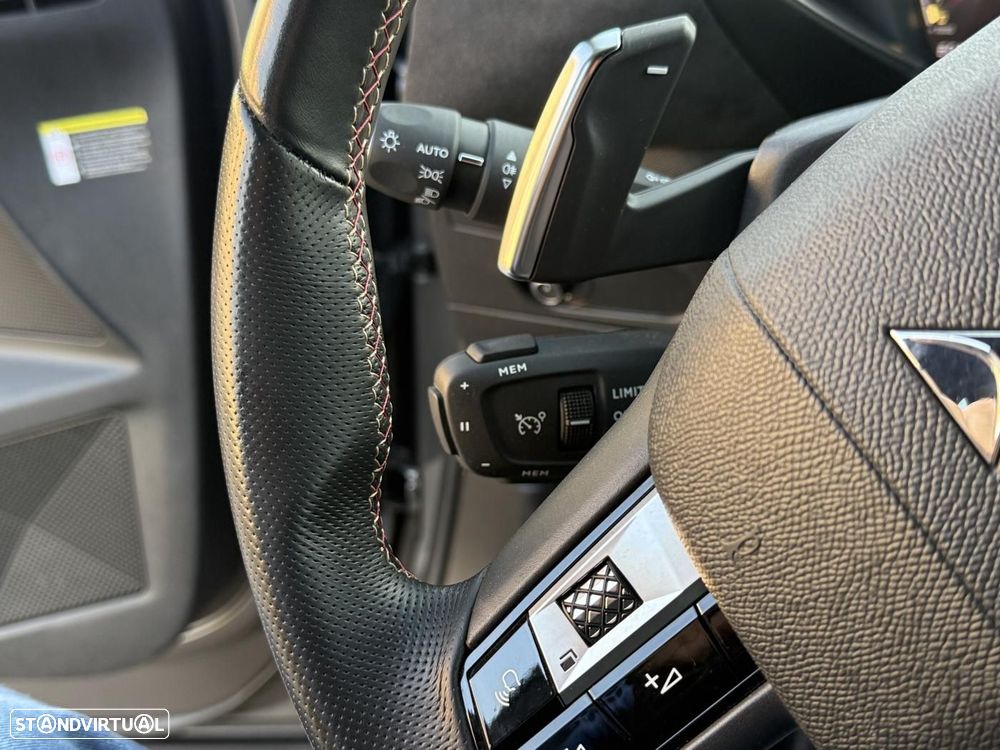 DS DS3 Crossback 1.2 PureTech Performance Line EAT8 - 33