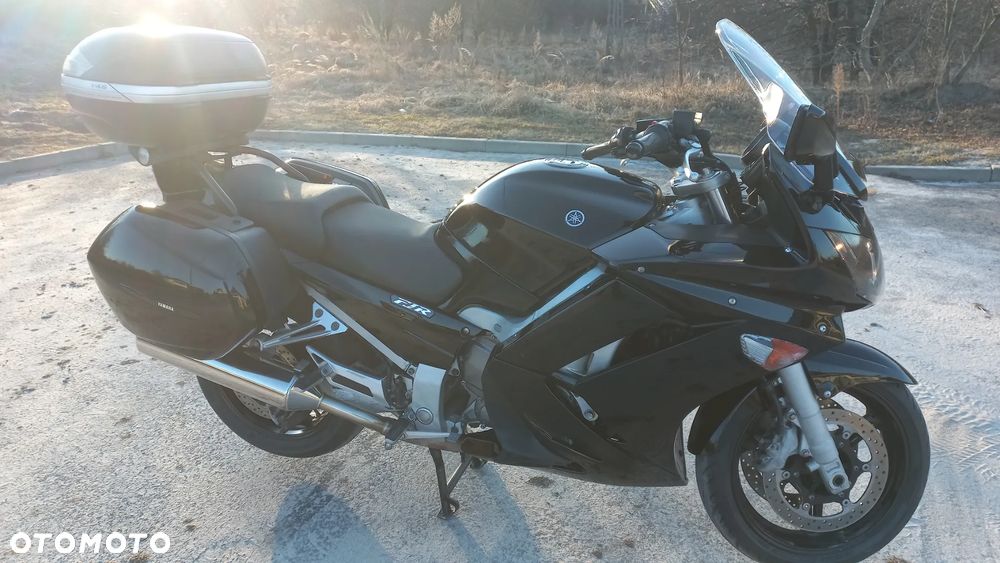 Yamaha FJR - 3