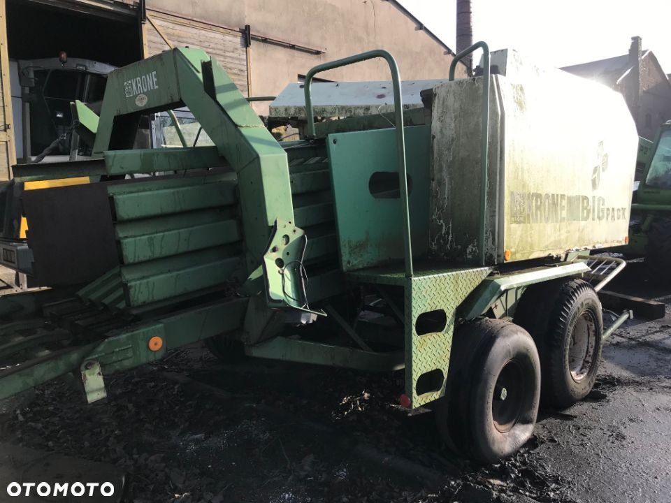 Krone BIG PACK 120-80 Podbieracz - 7