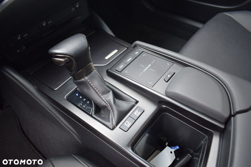 Lexus ES - 19