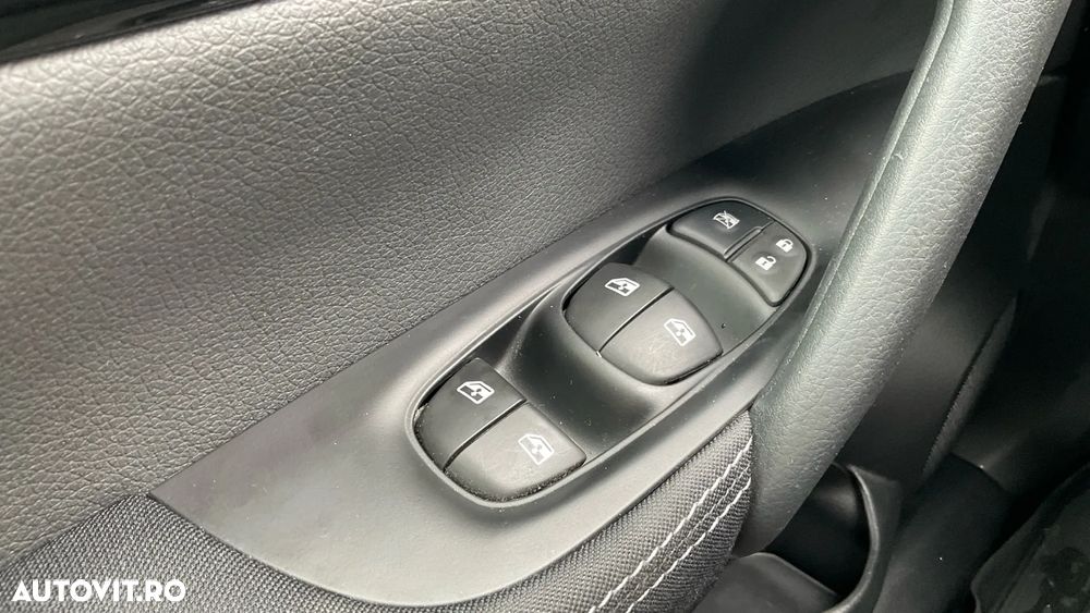 Nissan Qashqai - 31
