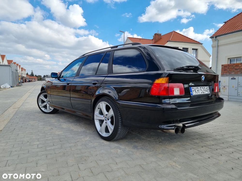 BMW Seria 5 525i - 10