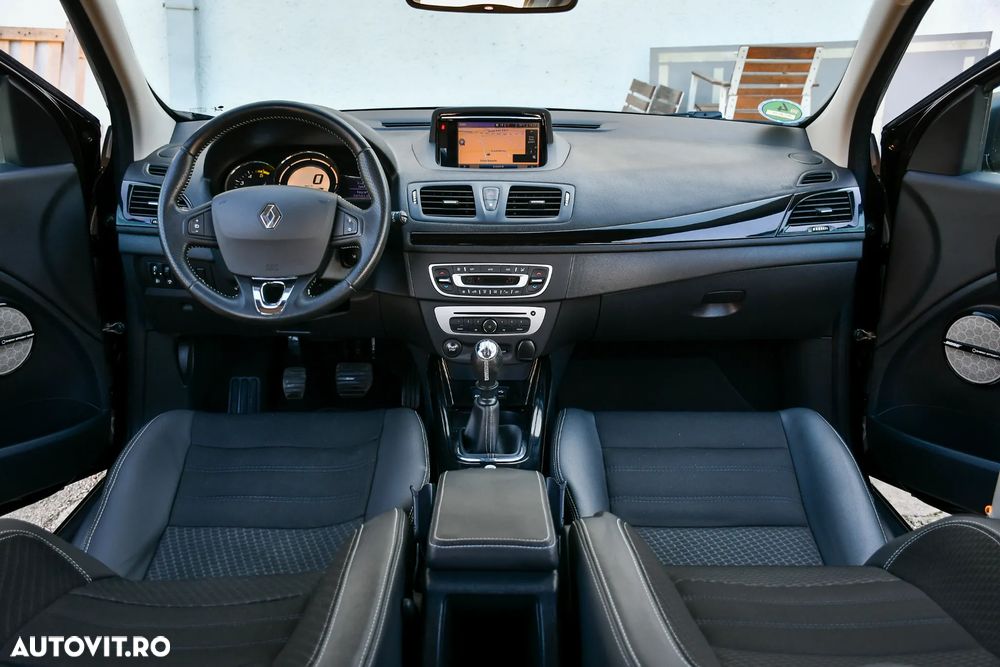 Renault Megane ENERGY dCi 130 BOSE EDITION - 6