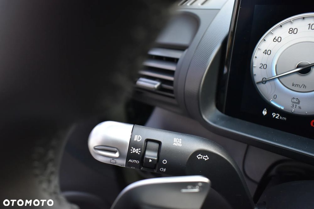 Hyundai Inster 49kWh Modern - 12