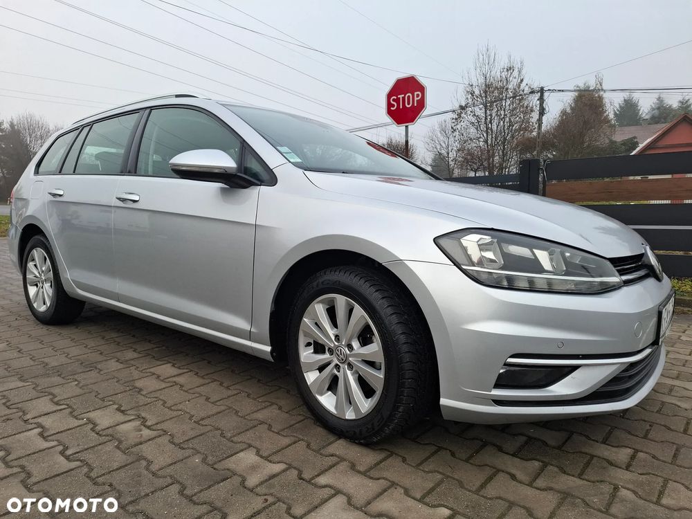 Volkswagen Golf Variant 1.6 TDI SCR DSG Comfortline - 9