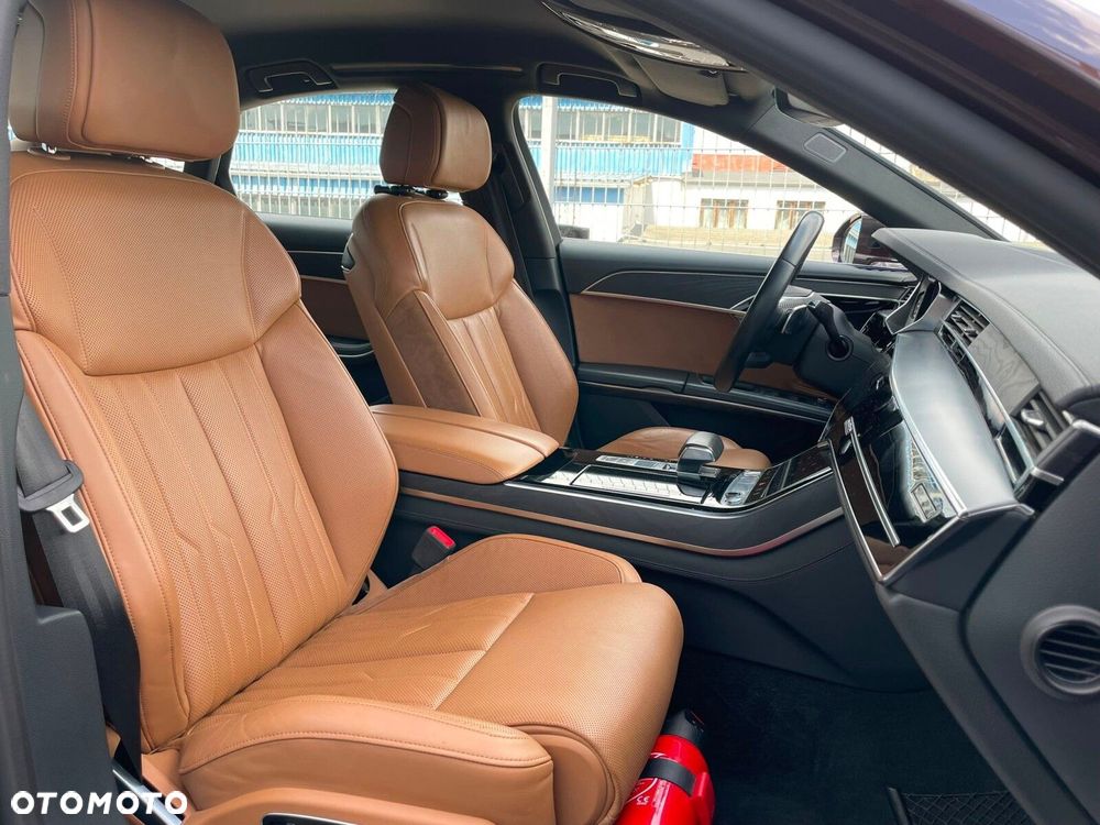 Audi A8 - 25