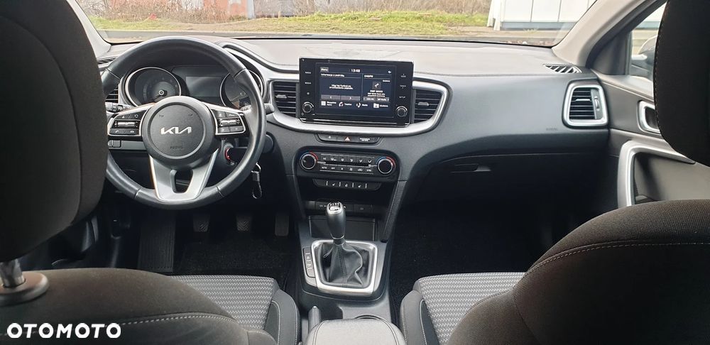 Kia XCeed 1.0 T-GDI L Business Line - 24