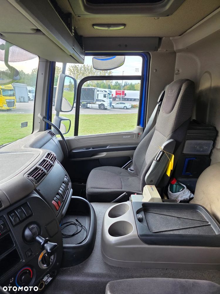 DAF CF - 9