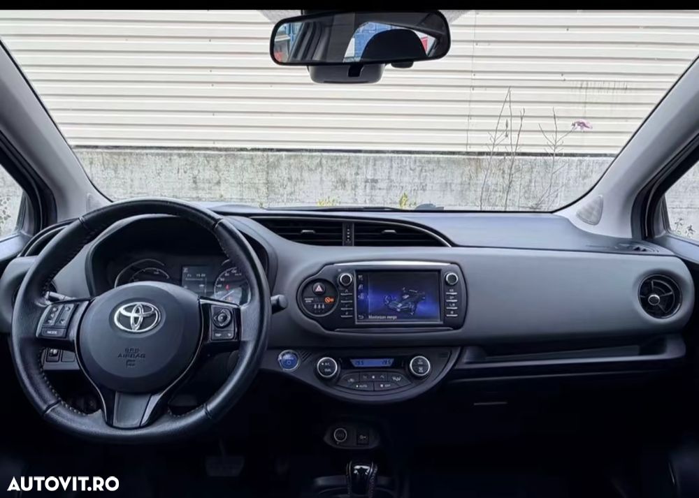 Toyota Yaris - 6