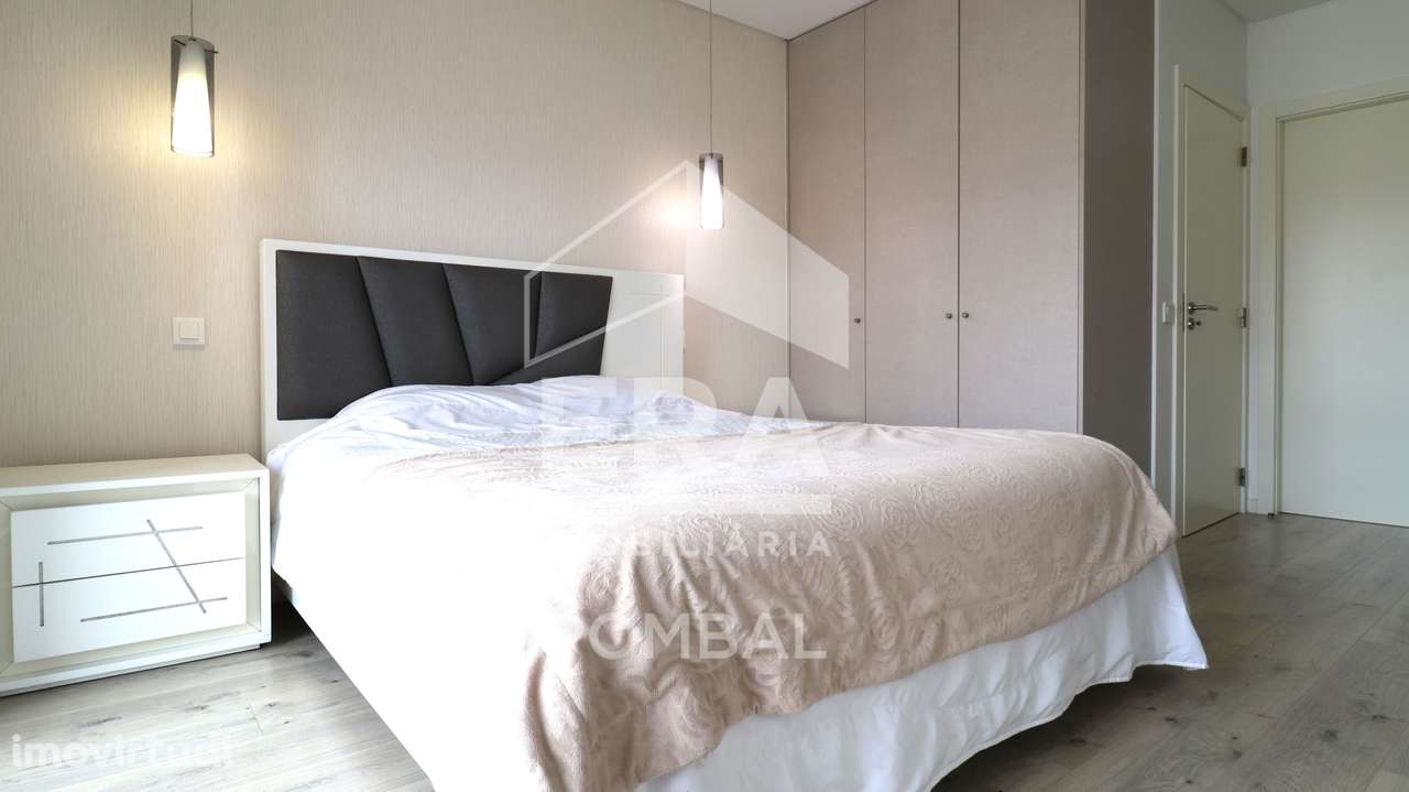 Apartamento T3, Meirinhas - Grande imagem: 2/13