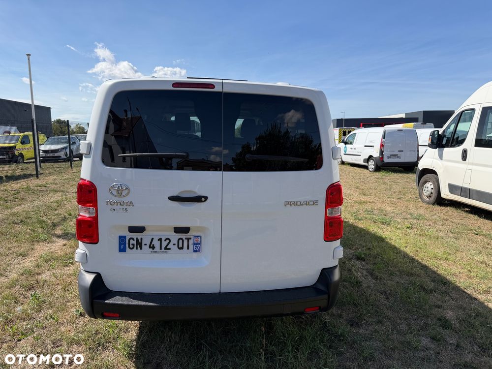 Toyota ProAce 2,0-l-D-4D L2 (8-Si.) Verso Comfort - 7