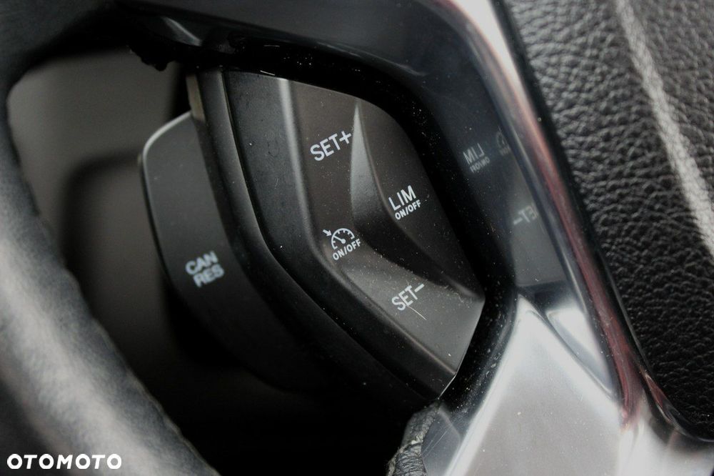 Ford Tourneo Connect - 24