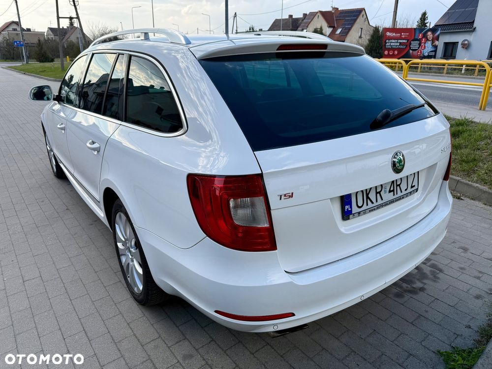 Skoda Superb 2.0 TSI DSG Exclusive - 7
