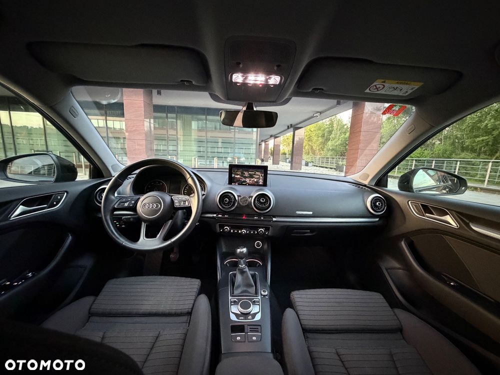 Audi A3 Sportback 1.5 TFSI Sport - 25