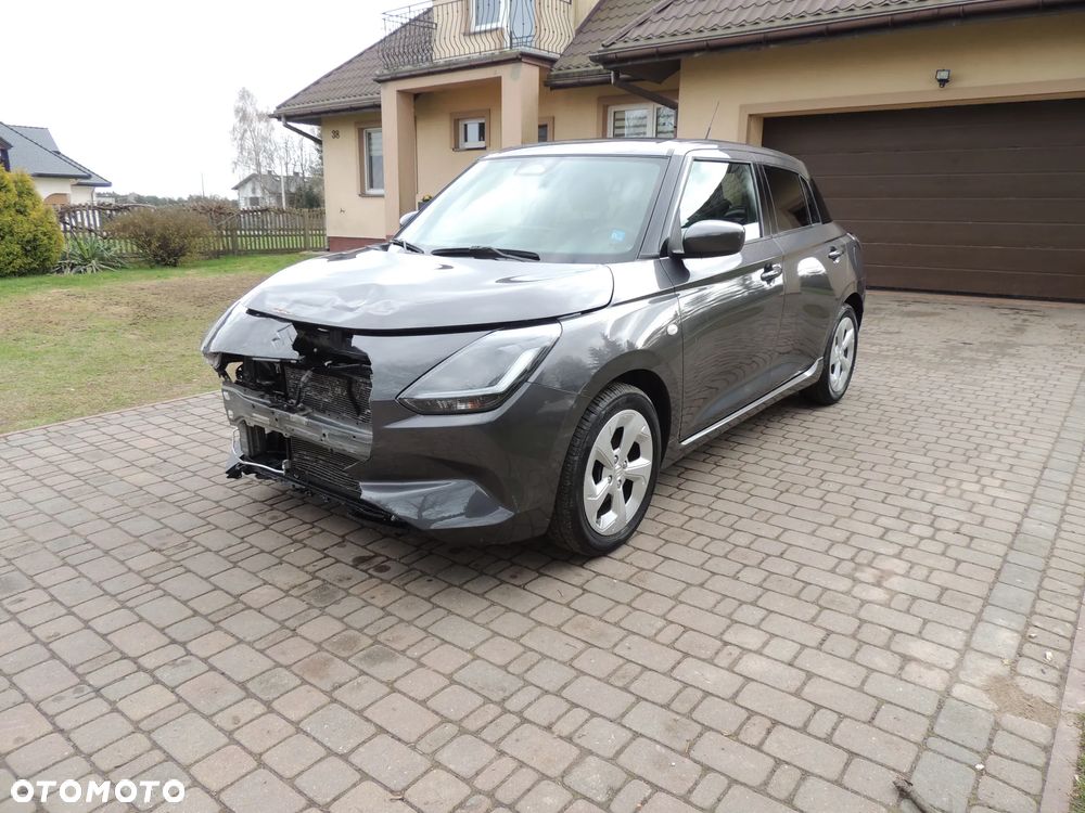 Suzuki Swift 1.2 Dualjet SHVS Premium Plus CVT