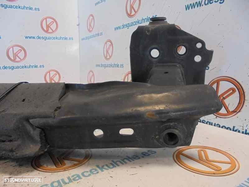 REFORÇO PARA-CHOQUES FRONTAL PORSCHE CAYENNE 2007 - - 1