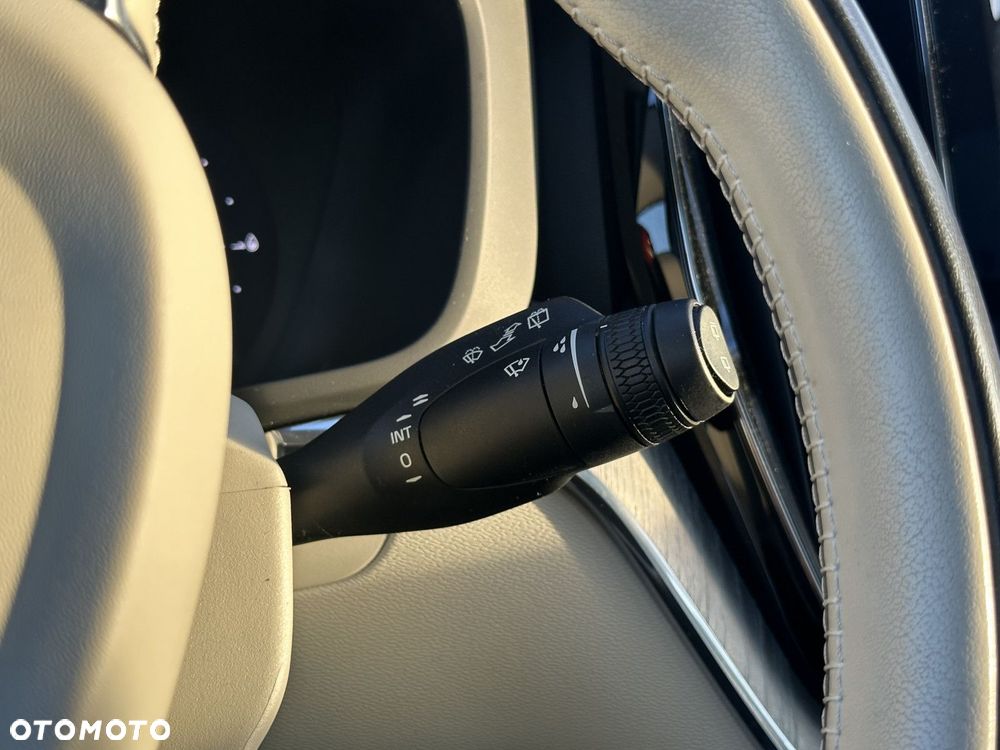 Volvo XC 60 - 16
