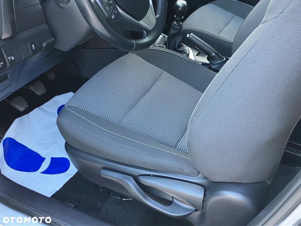 Toyota Auris 1.6 Prestige - 22