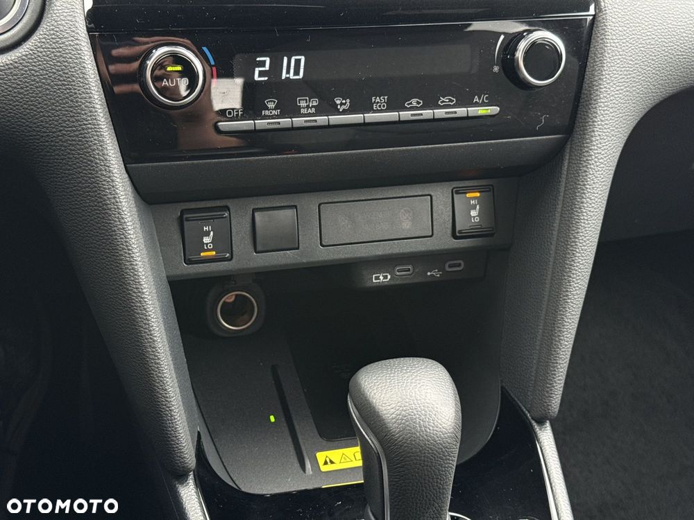 Toyota Yaris Cross Hybrid 1.5 Style - 17