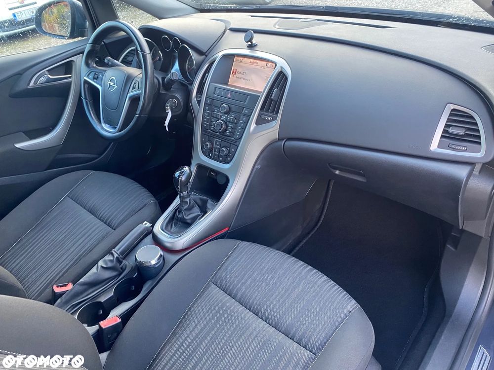 Opel Astra 1.4 Turbo Design Edition - 24