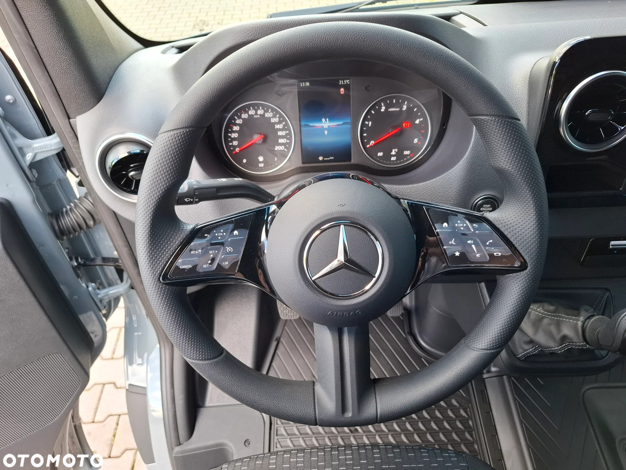 Mercedes-Benz Sprinter 315 CDI Furgon 3665 mm L2H1 - 24