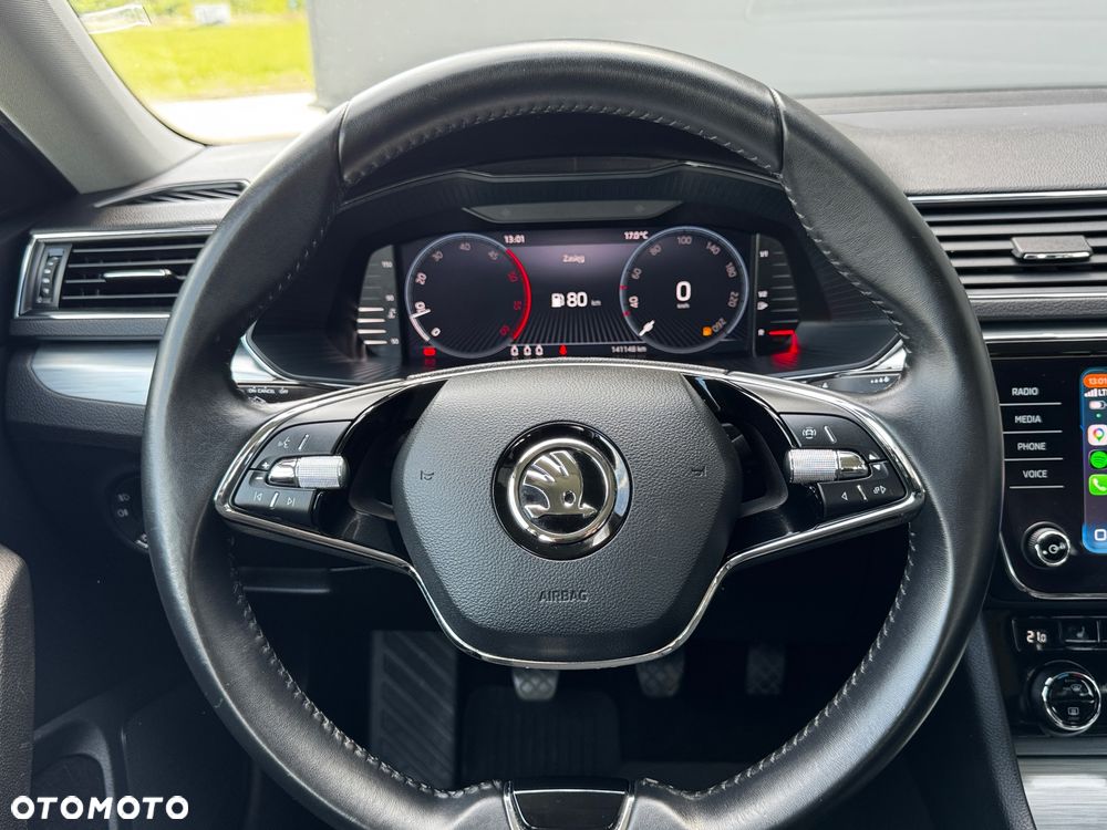 Skoda Superb 2.0 TDI SCR Ambition - 36