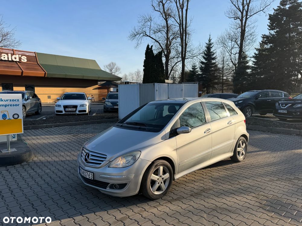 Mercedes-Benz Klasa B - 1
