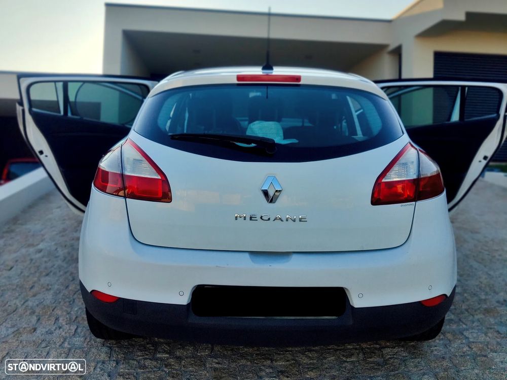 Renault Mégane 1.5 dCi Dynamique - 7